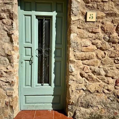Casa Forta, Charm Between Vines