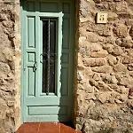 Casa Forta, Charm Between Vines